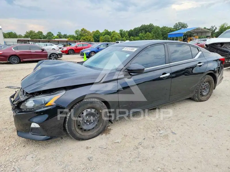 2022 Nissan ALTIMA photo