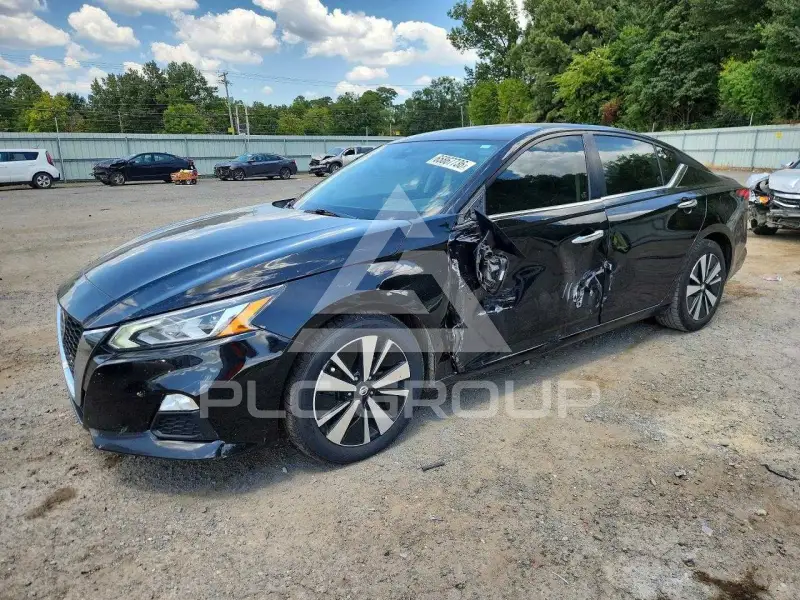 2022 Nissan ALTIMA photo