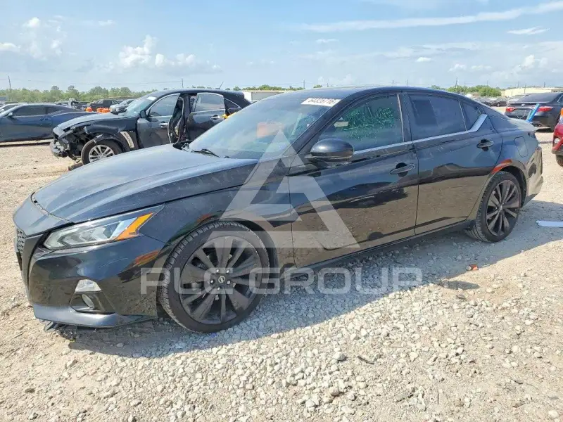 2022 Nissan ALTIMA photo
