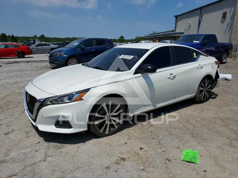 2022 Nissan ALTIMA фото