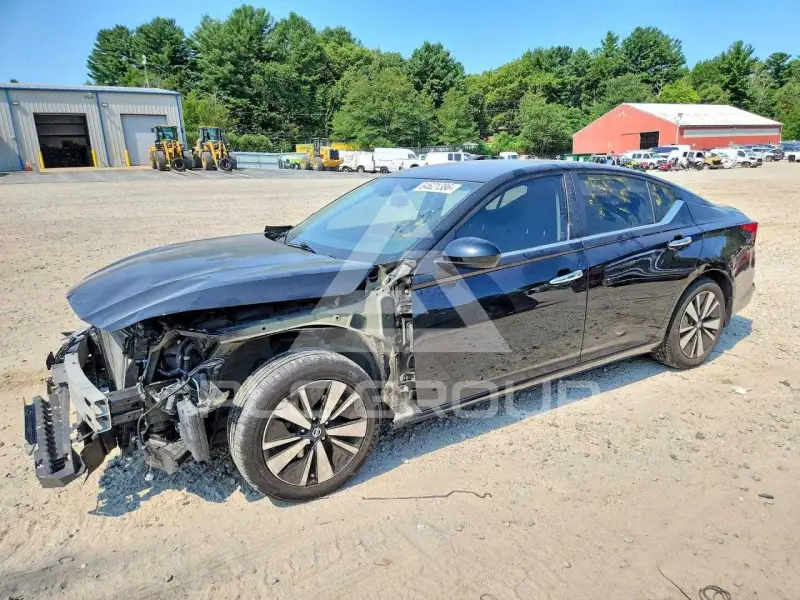 2022 Nissan ALTIMA photo