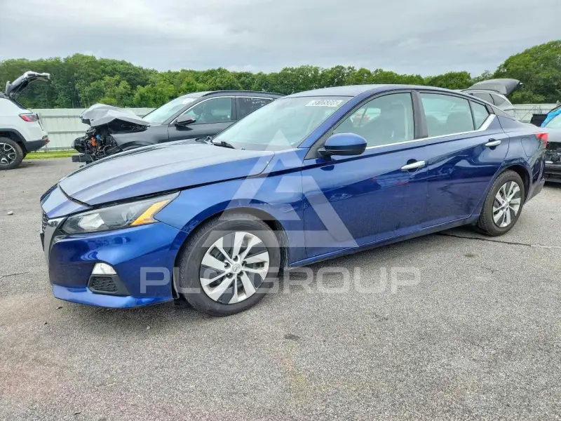 2022 Nissan ALTIMA photo