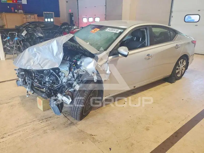 2022 Nissan ALTIMA photo