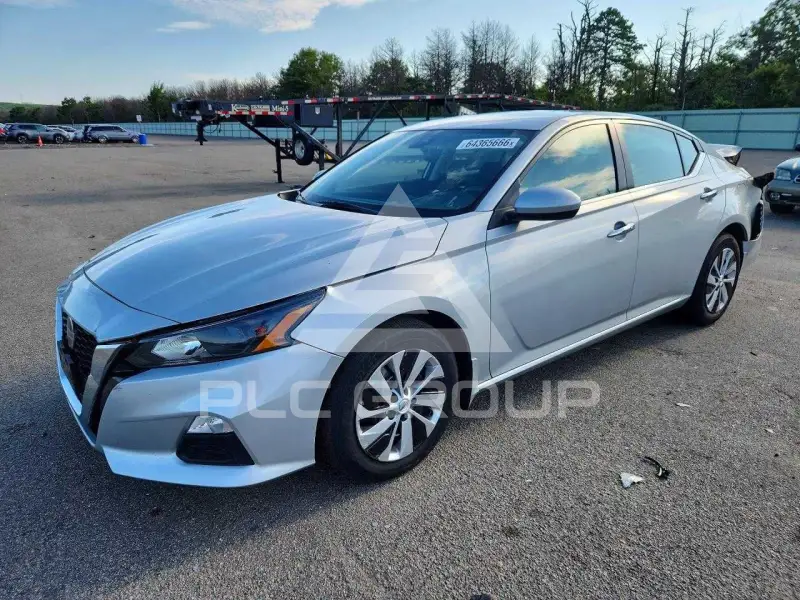 2022 Nissan ALTIMA photo