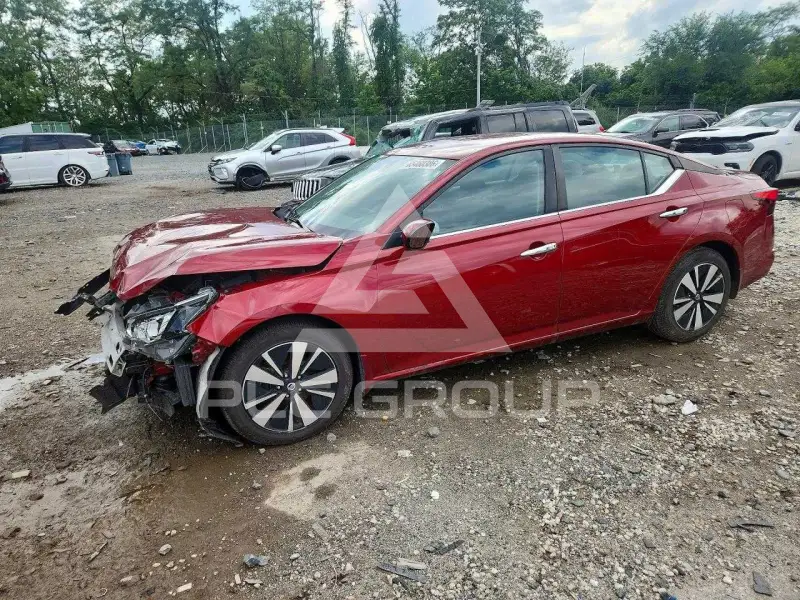 2022 Nissan ALTIMA photo