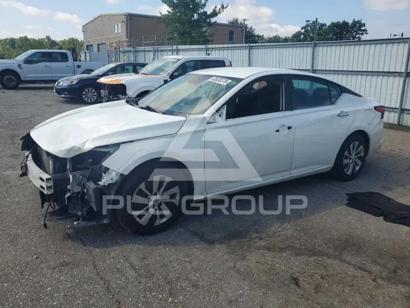 2022 Nissan ALTIMA фото