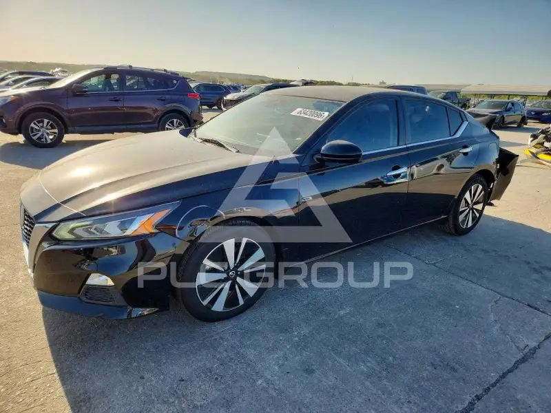 2022 Nissan ALTIMA photo