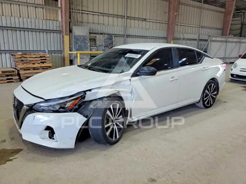 2022 Nissan ALTIMA photo
