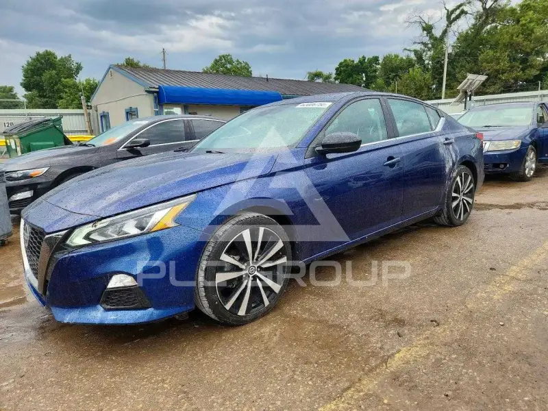 2022 Nissan ALTIMA photo