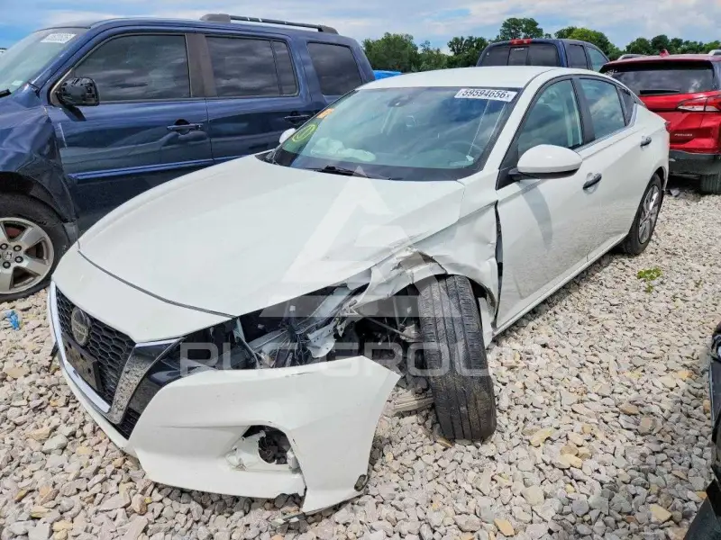 2022 Nissan ALTIMA photo