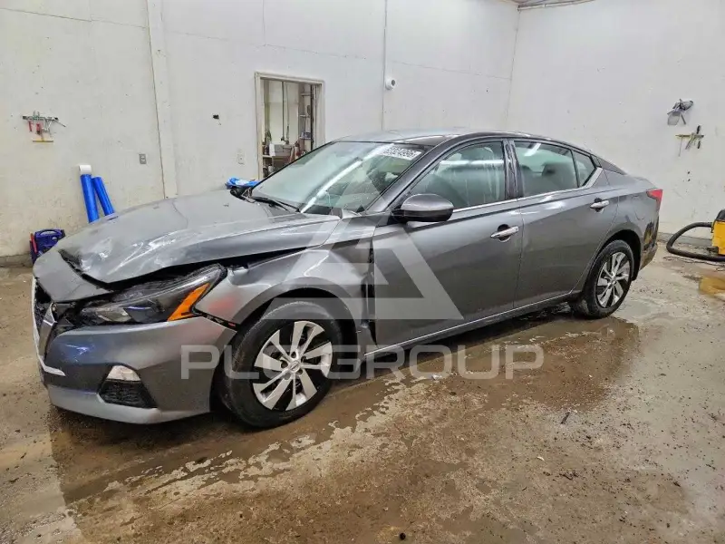 2022 Nissan ALTIMA photo