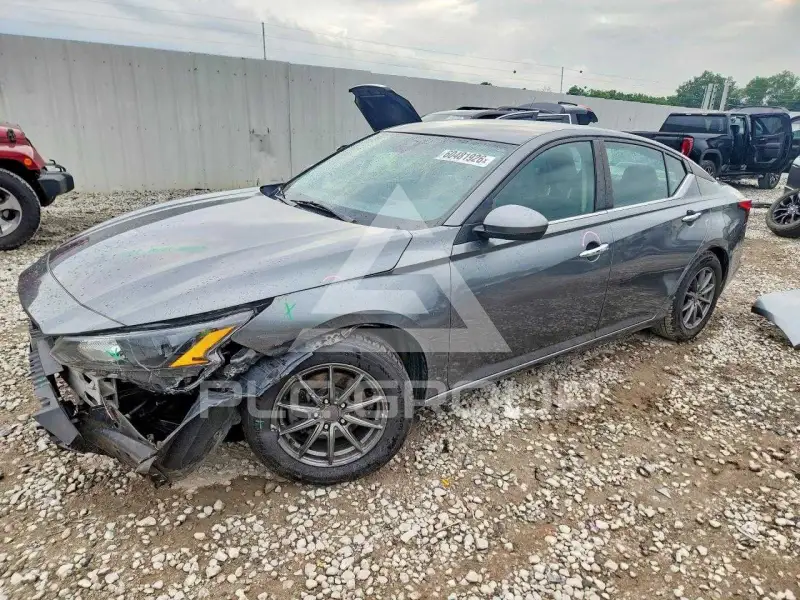 2022 Nissan ALTIMA photo