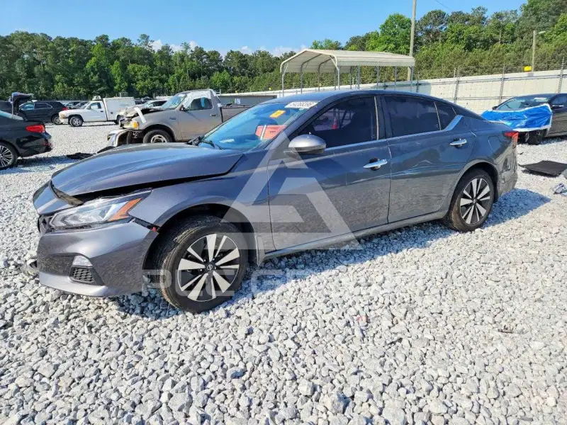 2022 Nissan ALTIMA photo
