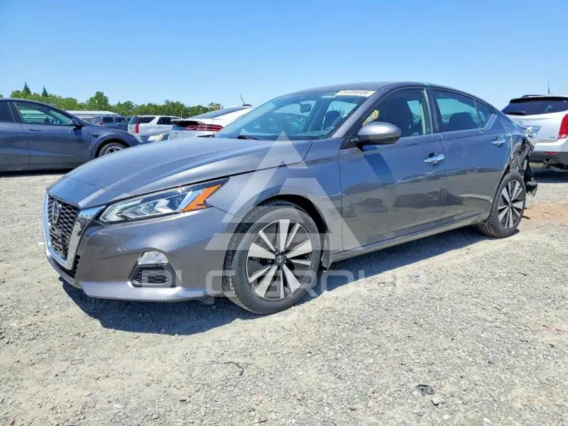 2022 Nissan ALTIMA photo