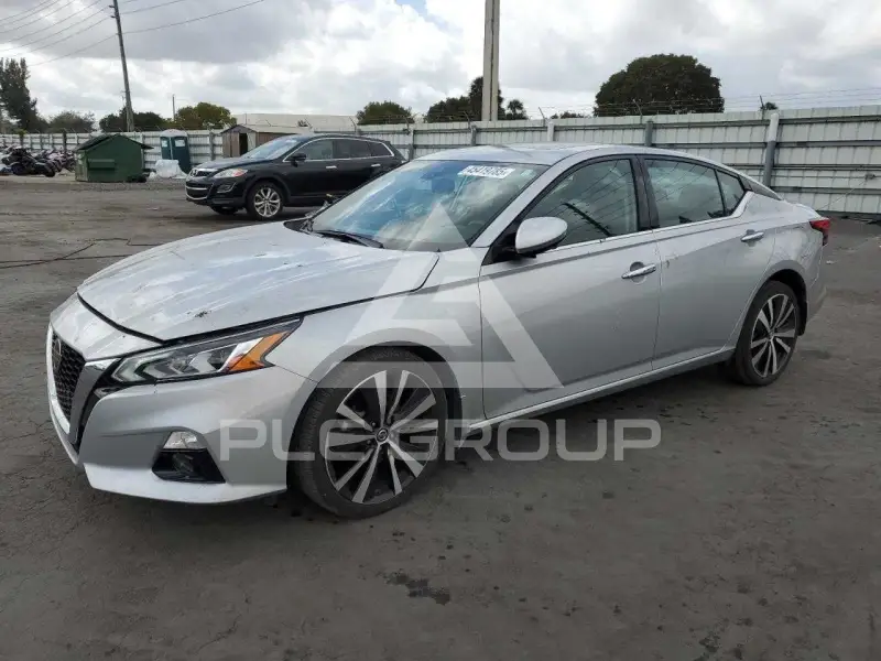 2022 Nissan ALTIMA фото