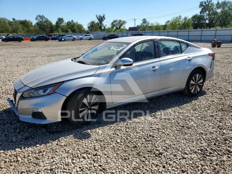 2022 Nissan ALTIMA фото