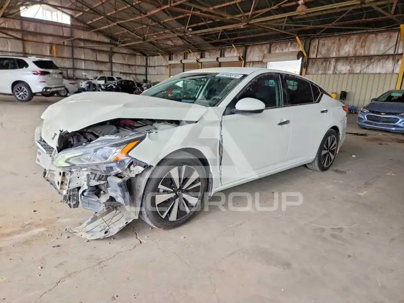 2022 Nissan ALTIMA photo