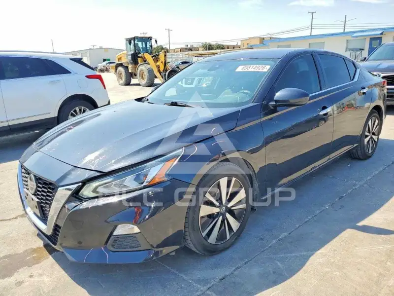 2022 Nissan ALTIMA photo