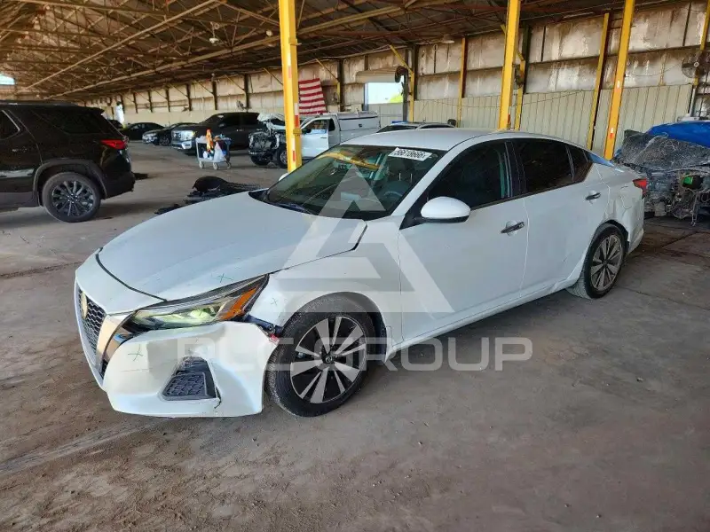 2022 Nissan ALTIMA photo