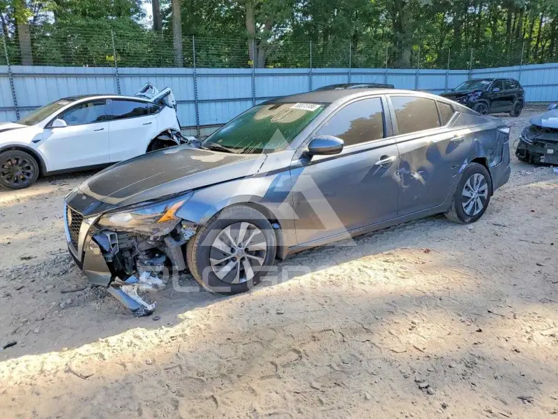 2022 Nissan ALTIMA photo