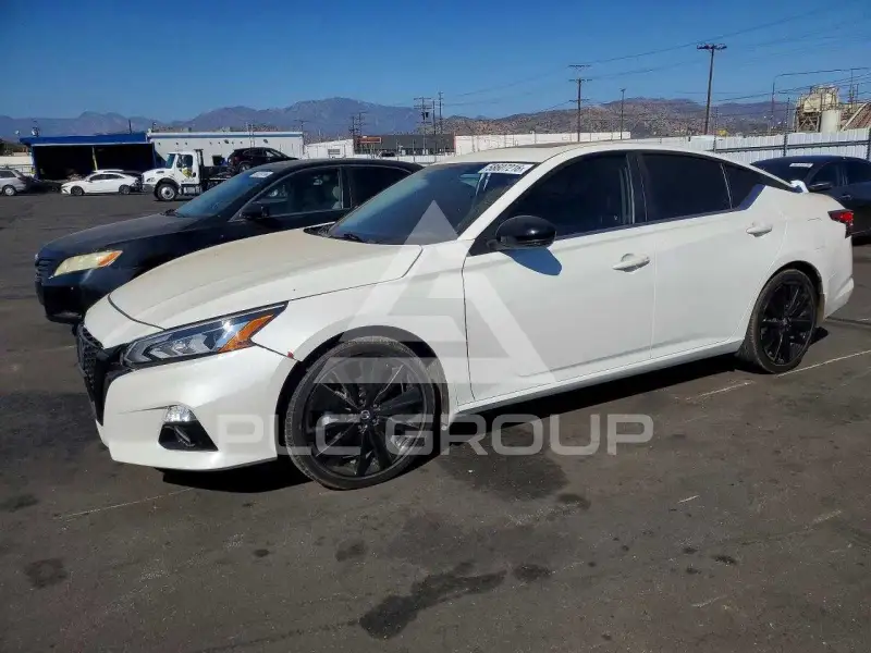 2022 Nissan ALTIMA photo