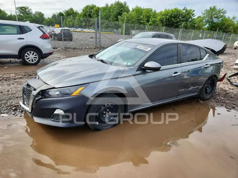 2022 Nissan ALTIMA фото