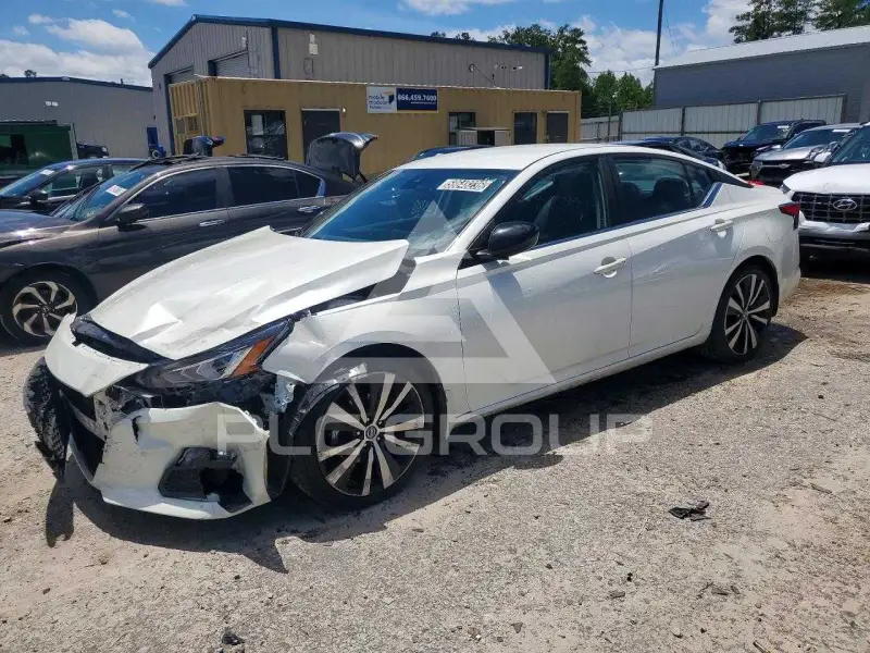 2022 Nissan ALTIMA фото