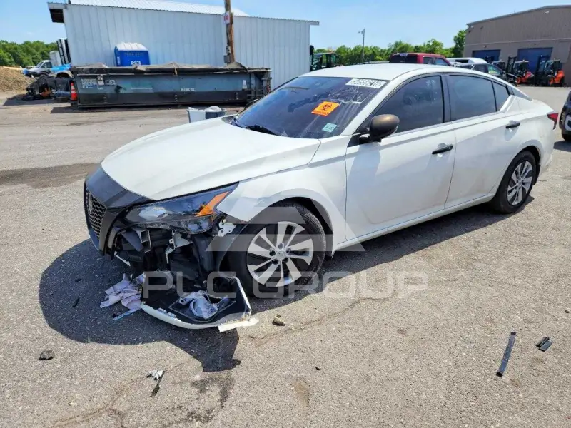 2022 Nissan ALTIMA фото