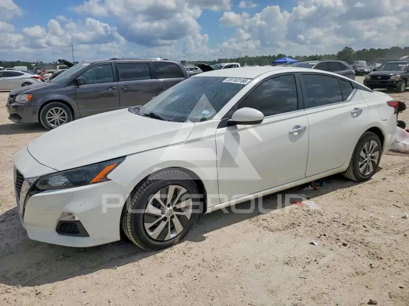 2022 Nissan ALTIMA фото