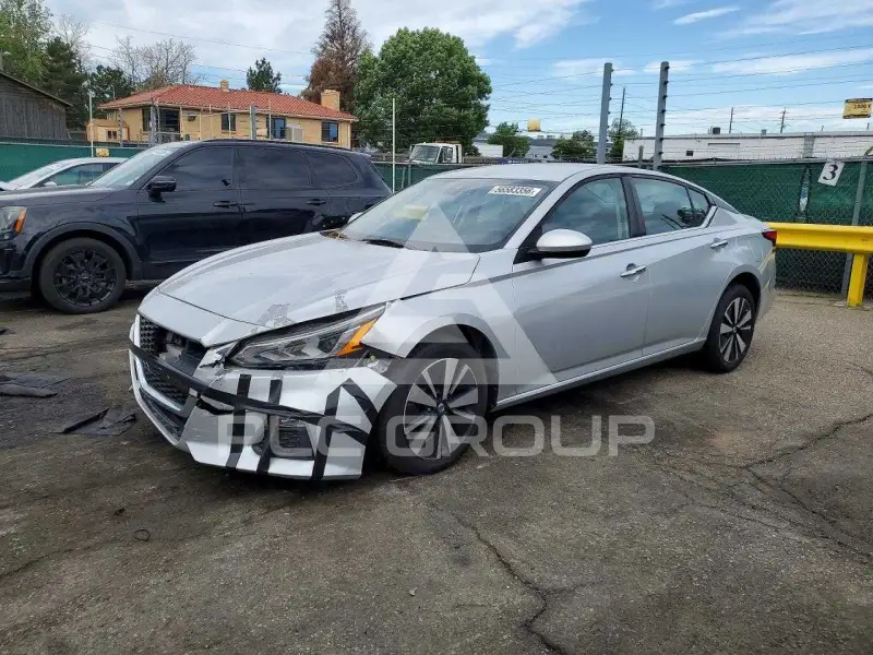 2022 Nissan ALTIMA фото