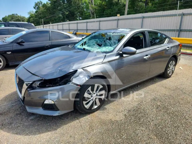 2022 Nissan ALTIMA фото
