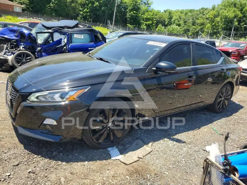 2022 Nissan ALTIMA photo