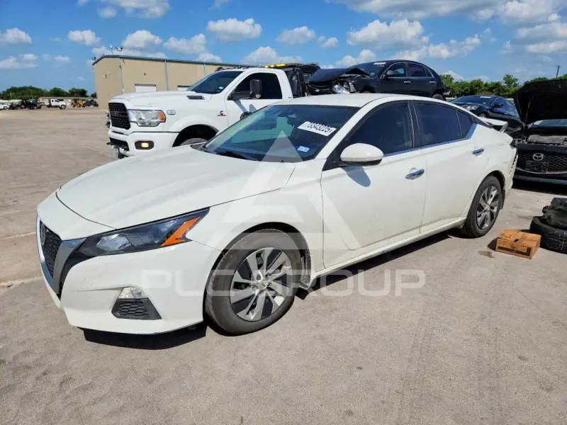 2022 Nissan ALTIMA фото