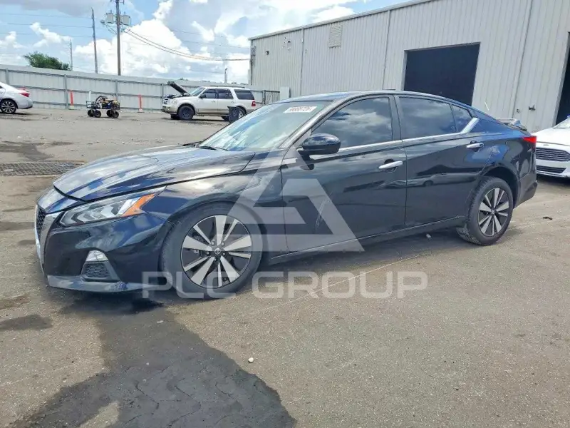 2022 Nissan ALTIMA фото