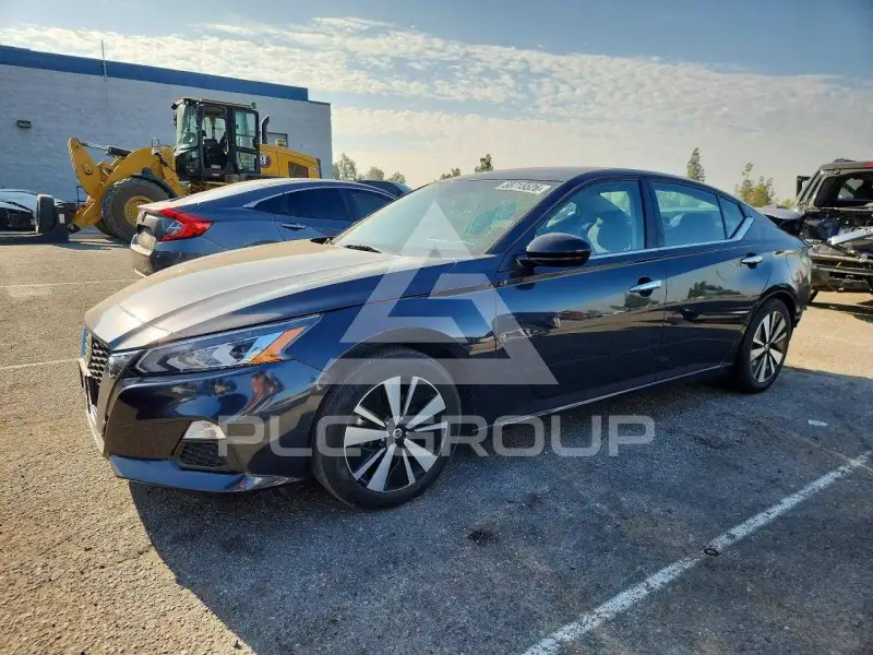 2022 Nissan ALTIMA photo