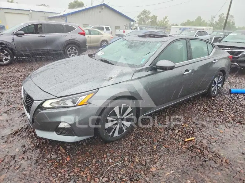 2022 Nissan ALTIMA photo