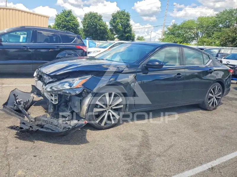 2022 Nissan ALTIMA фото