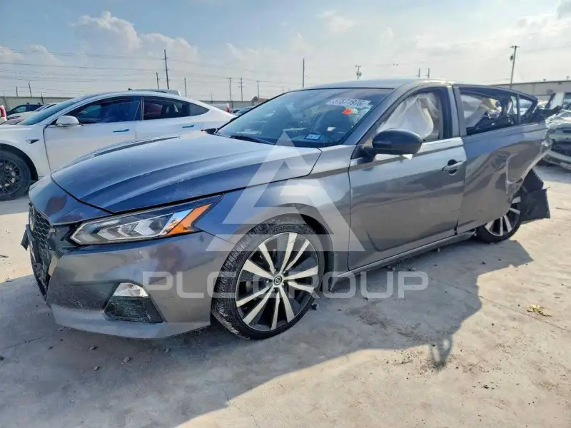 2022 Nissan ALTIMA photo