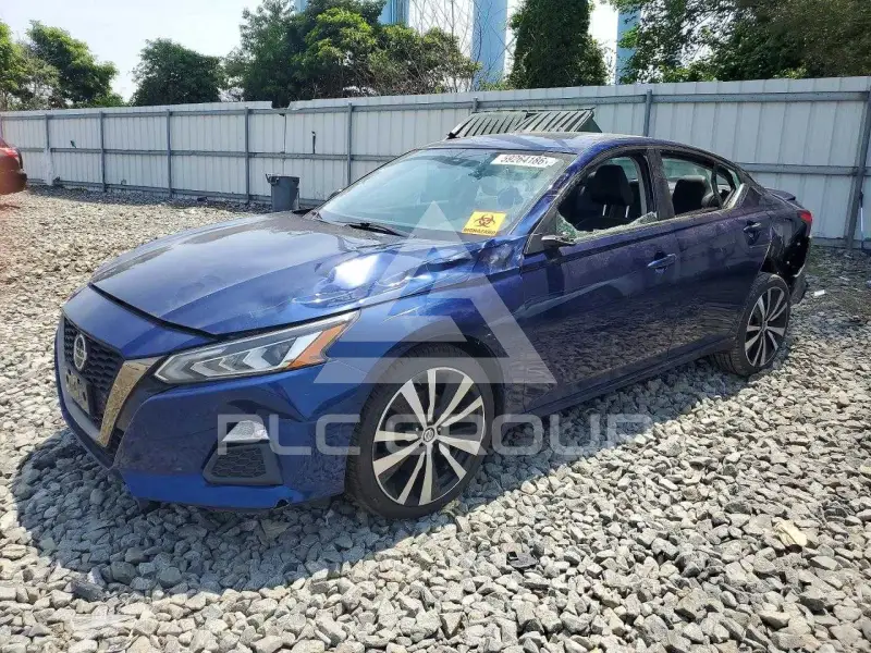 2022 Nissan ALTIMA photo
