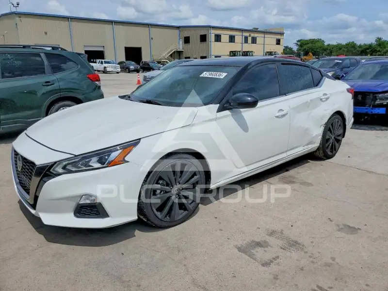 2022 Nissan ALTIMA фото