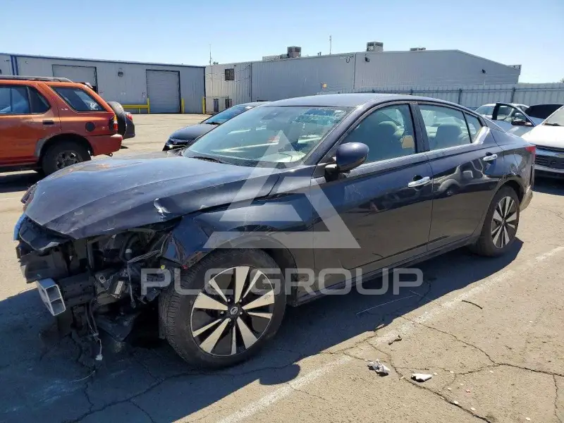2022 Nissan ALTIMA фото