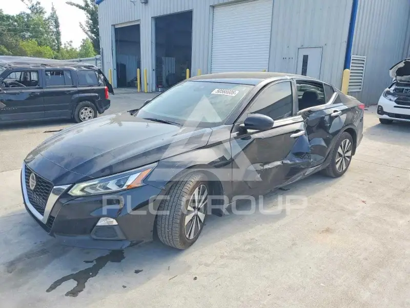 2022 Nissan ALTIMA photo