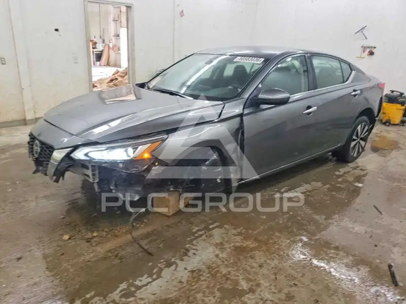 2022 Nissan ALTIMA photo