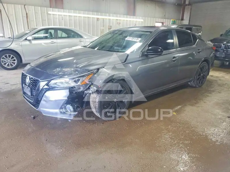 2022 Nissan ALTIMA photo