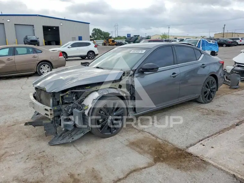2022 Nissan ALTIMA фото