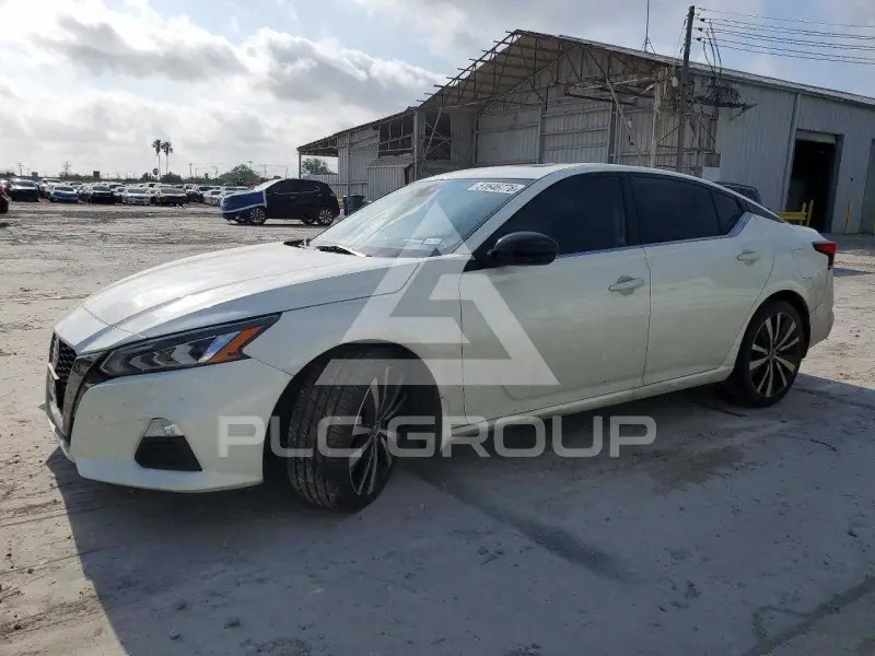 2022 Nissan ALTIMA photo