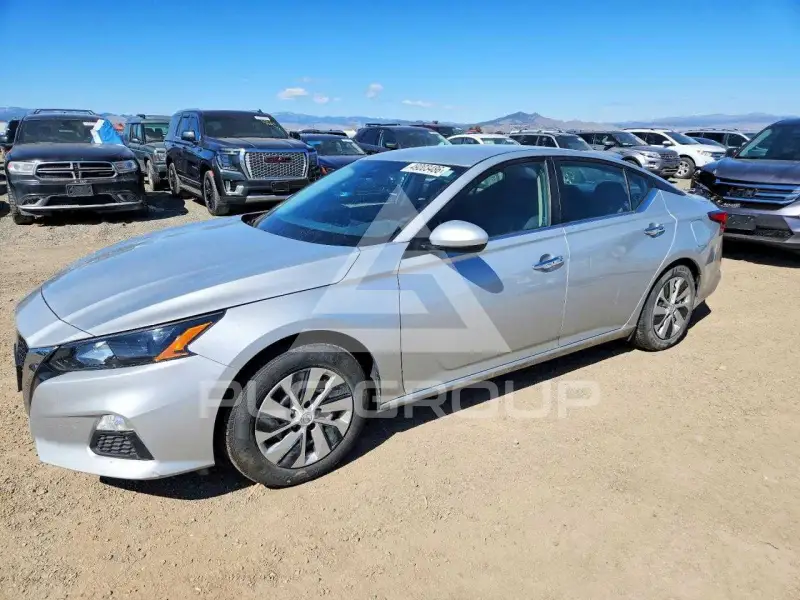 2022 Nissan ALTIMA photo