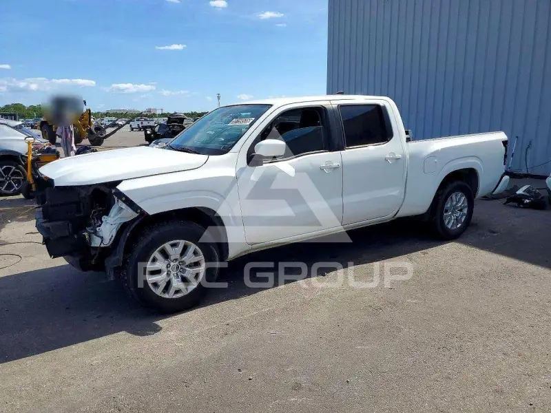 2022 Nissan FRONTIER фото
