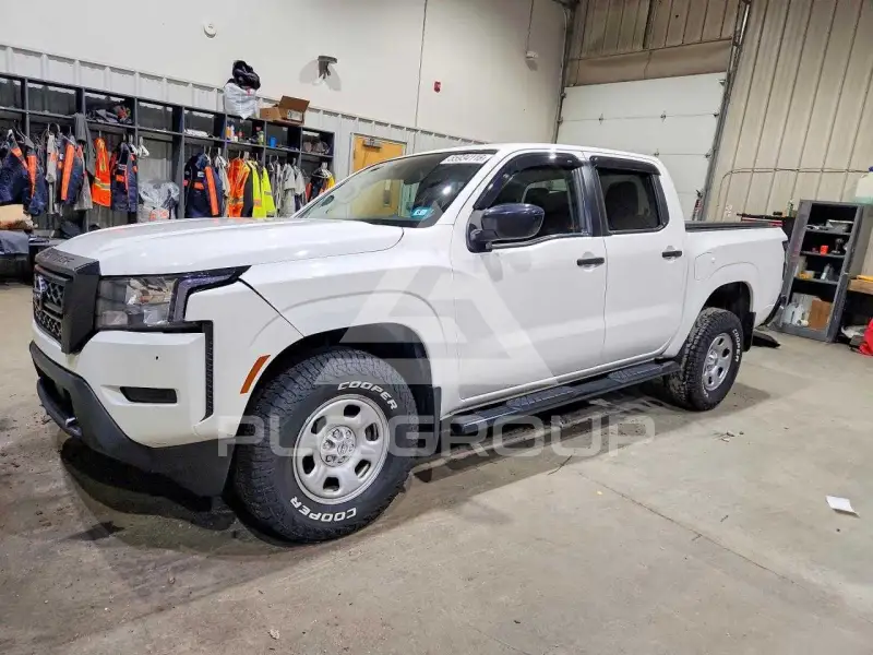 2022 Nissan FRONTIER photo