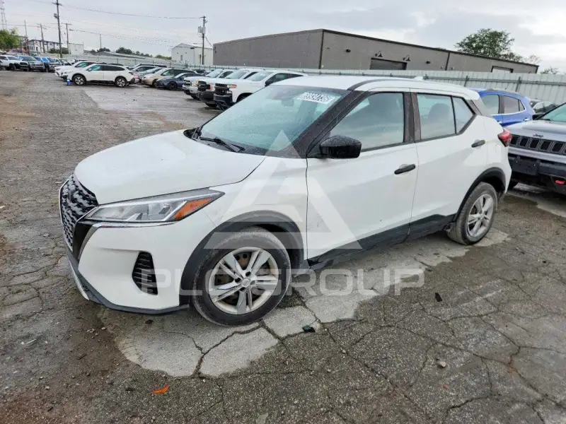 2022 Nissan KICKS photo